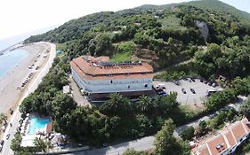 Golden Beach Hotel